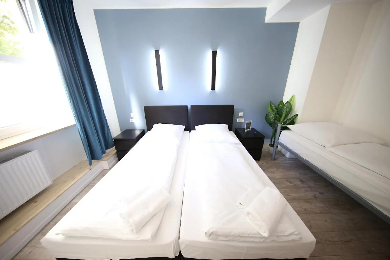 Luxomes: Aparthotel Nuernberg Zentrum Sued  Nuremberg